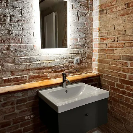 Grosse Schwalbe 아파트